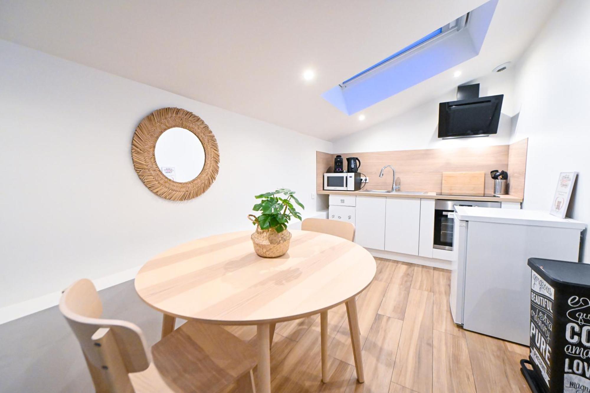 Cozy Avec Terrasse N12 Apartment